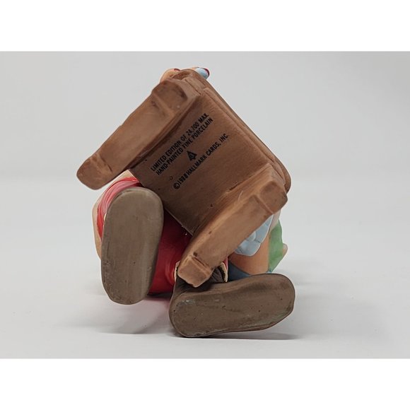 Vintage 1988‎ Hallmark The Toymaker Stitched With Love Figurine 3rd In Series - Picture 7 of 11